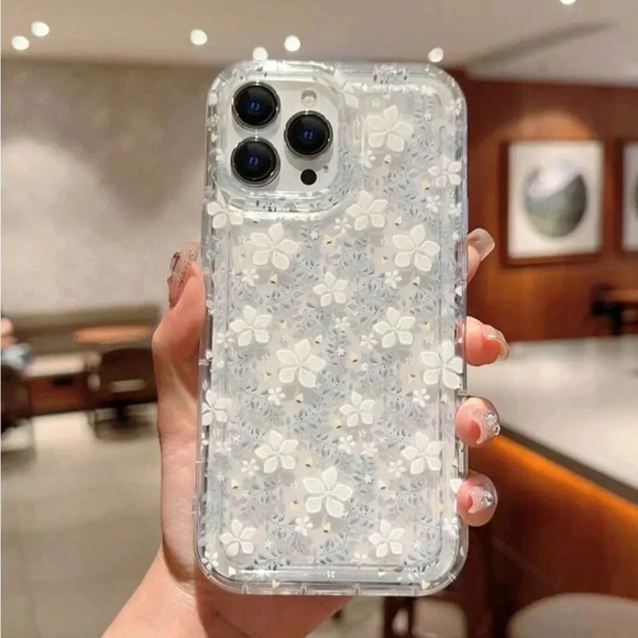 ⚠️Clearance iPhone 15/Pro/Pro Max Flower Pattern Phone Case - Picture 1 of 3